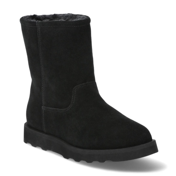 Time and Tru Women's Genuine Suede Platform Cozy Boots - Picture 1 of 5